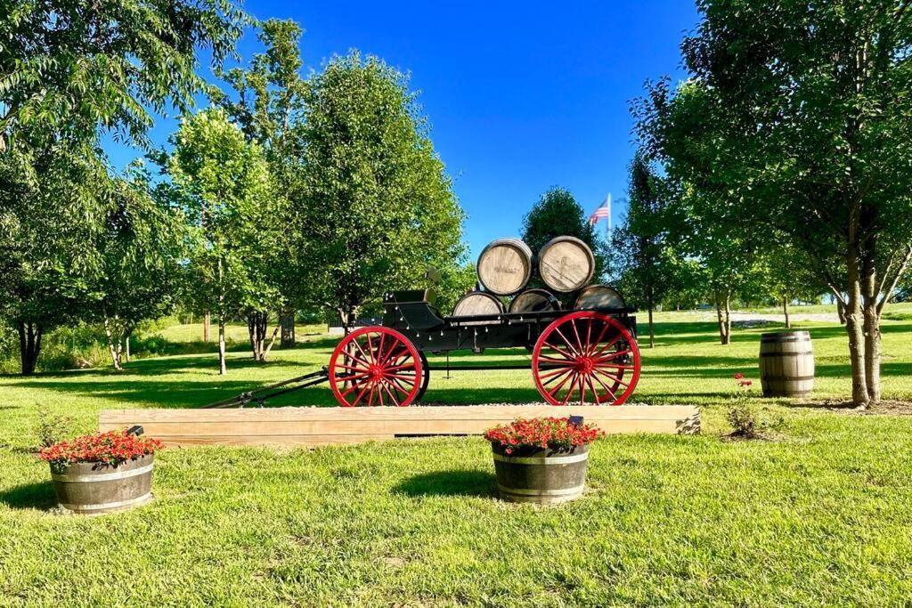 #4 Kentucky Bourbon Trail Bourbon Barrel Cottages Lawrenceburg Zewnętrze zdjęcie